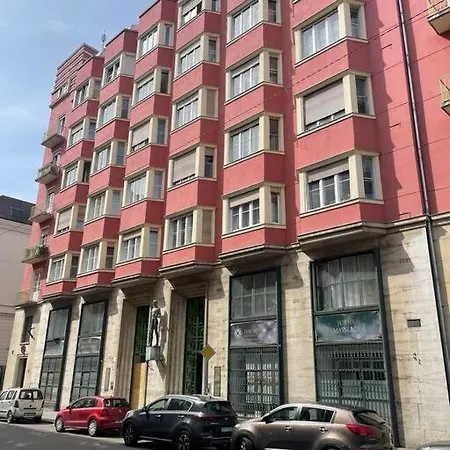 3 Bedroom Apartment By The Parliament Budapest Exterior photo